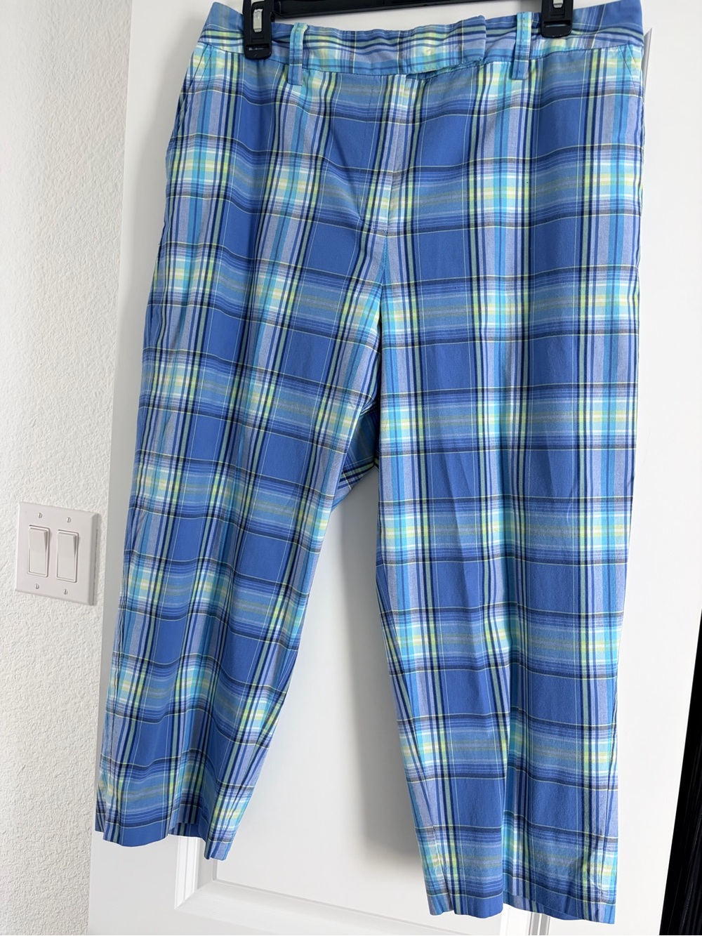 Talbots Blue and Green Plaid Stretch Capri